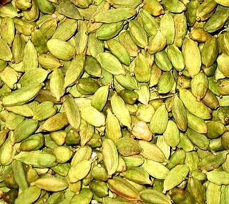 Green cardamom pods